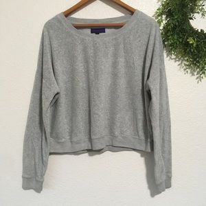 Aeropostale Light Gray Crew Neck Sweatshirt